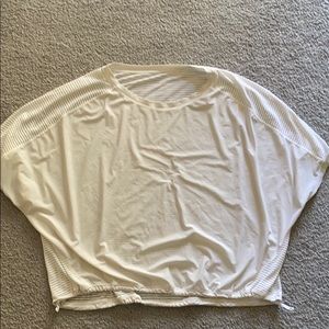 White lululemon short sleeve crop top